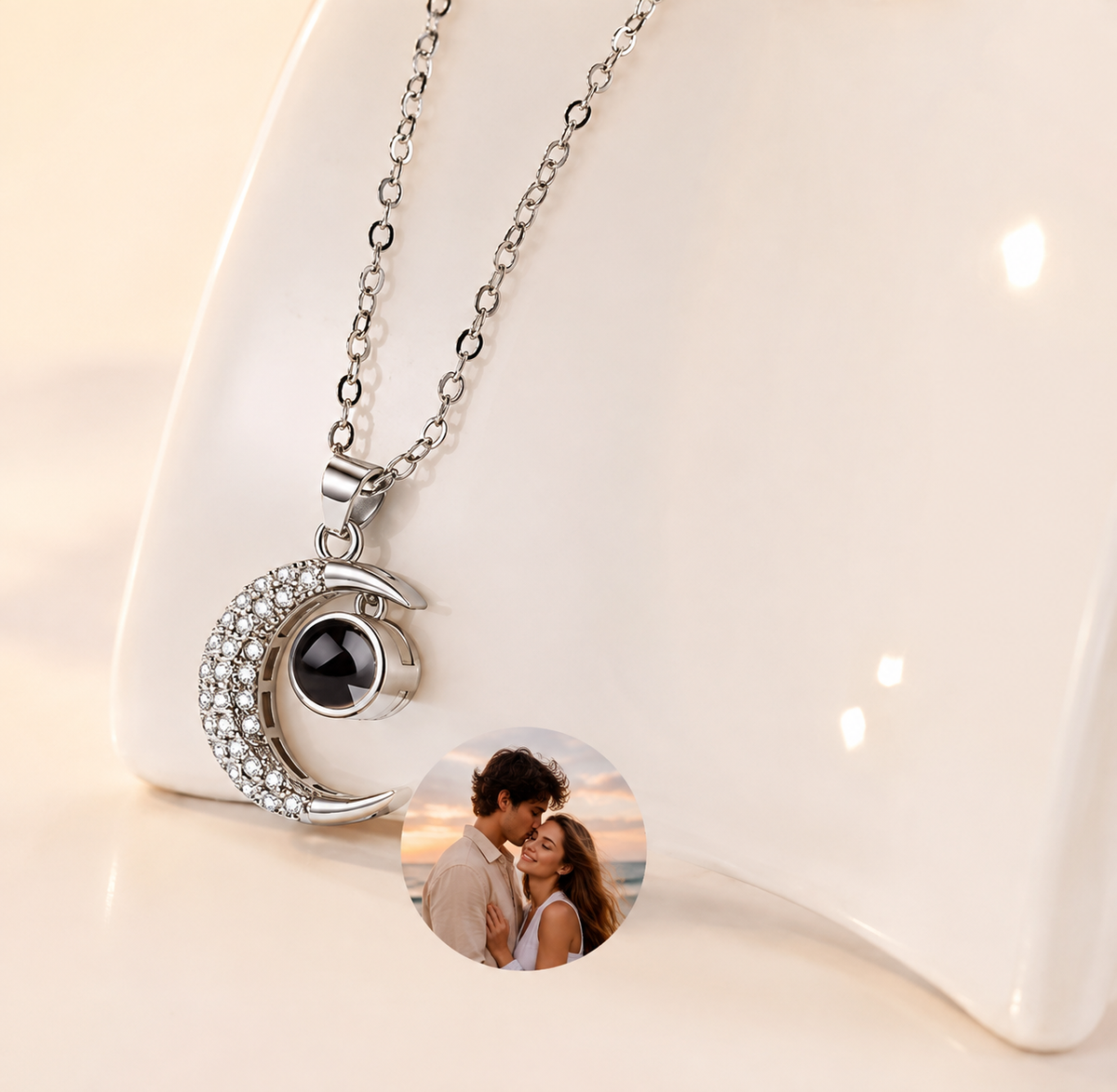 Collar con foto "Luna Miel"