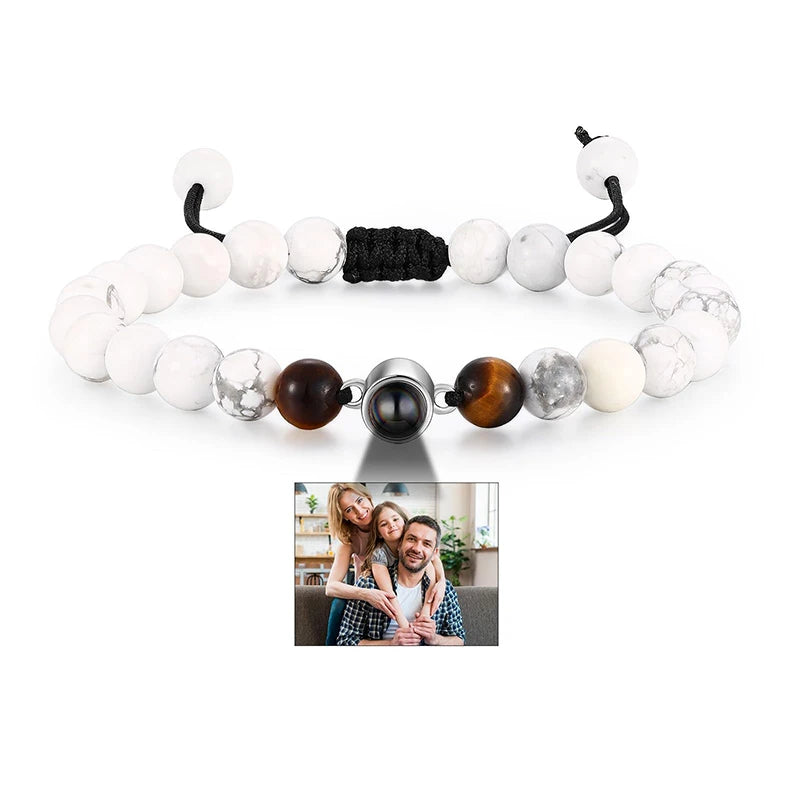 Pulsera de piedras naturales con foto de proyección personalizada