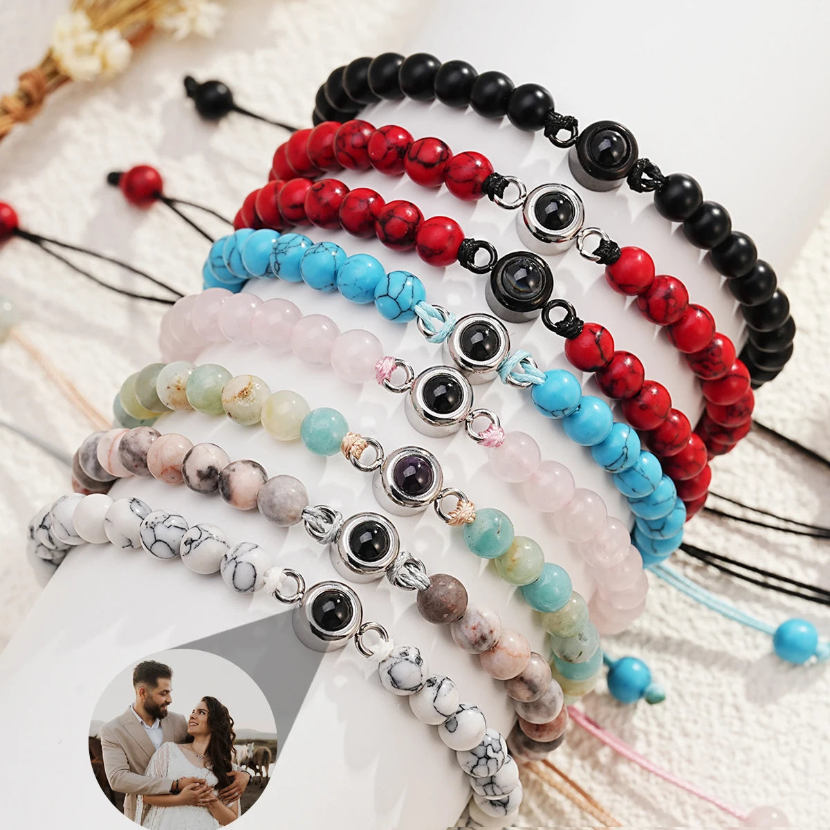 Pulsera de piedras naturales con foto de proyección personalizada
