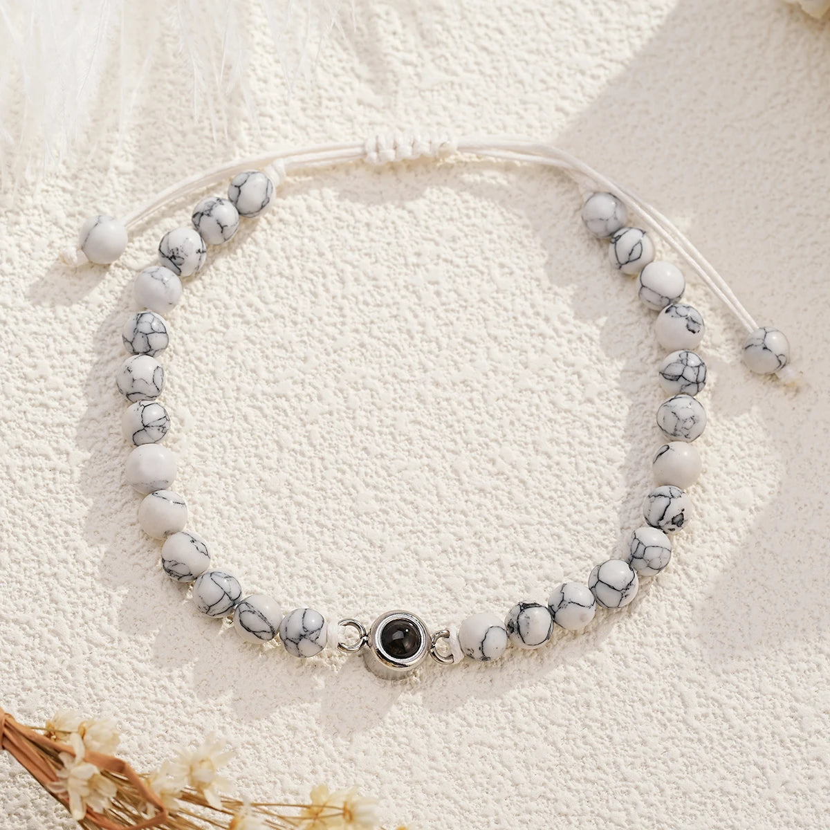Pulsera de piedras naturales con foto de proyección personalizada